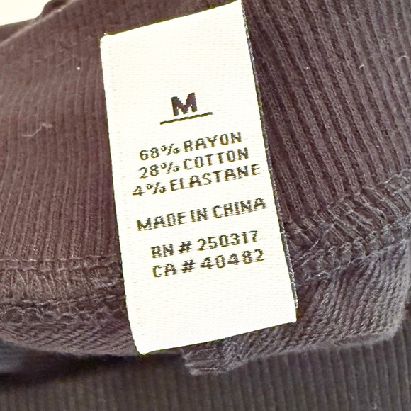 Varley Drawstring Cropped Pants - Picture 7 of 10